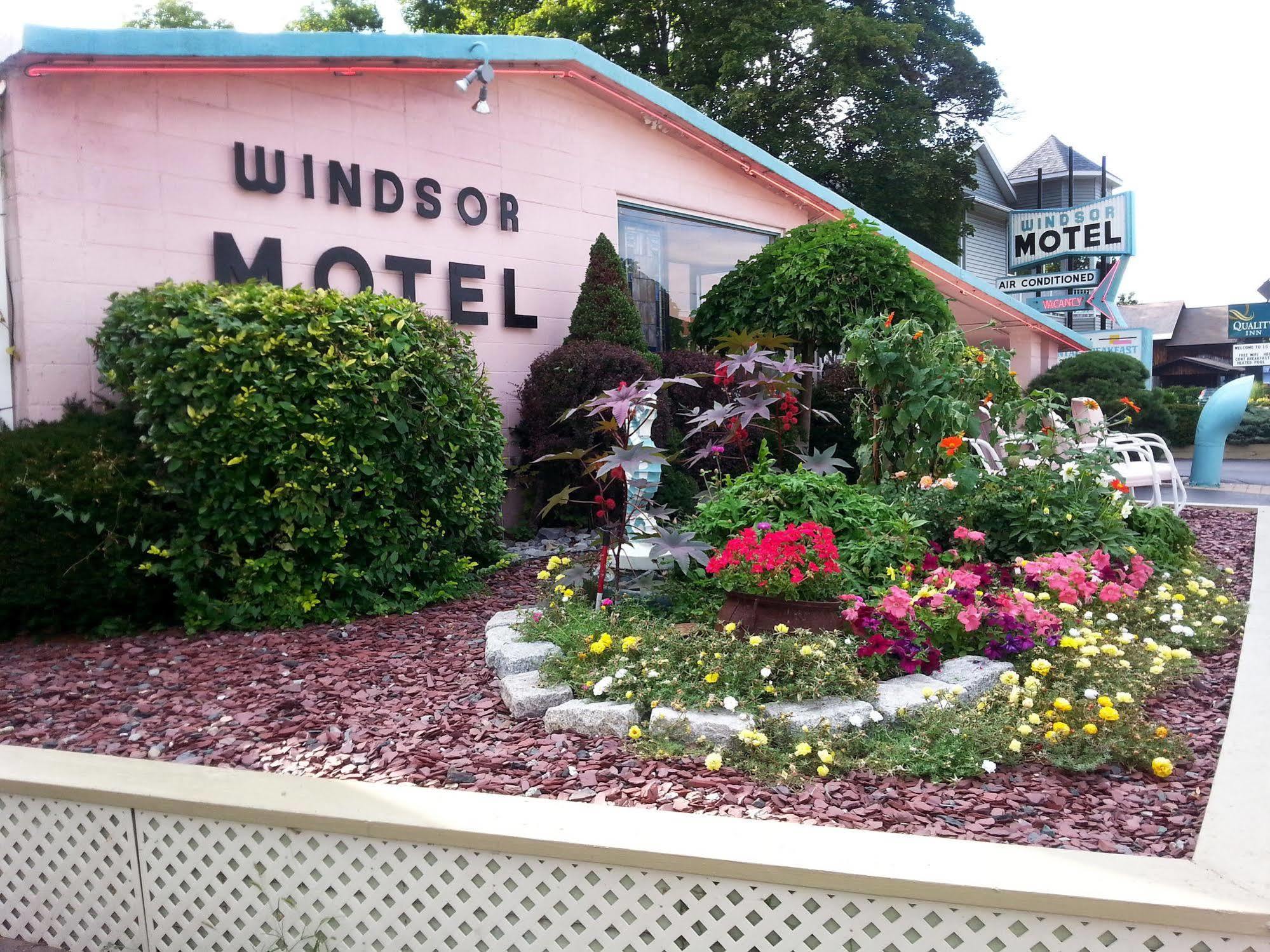 Windsor Motel レイク・ジョージ エクステリア 写真